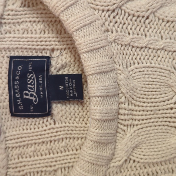 Bass Cream Cable Knit Crewneck Sweater - Picture 2 of 7